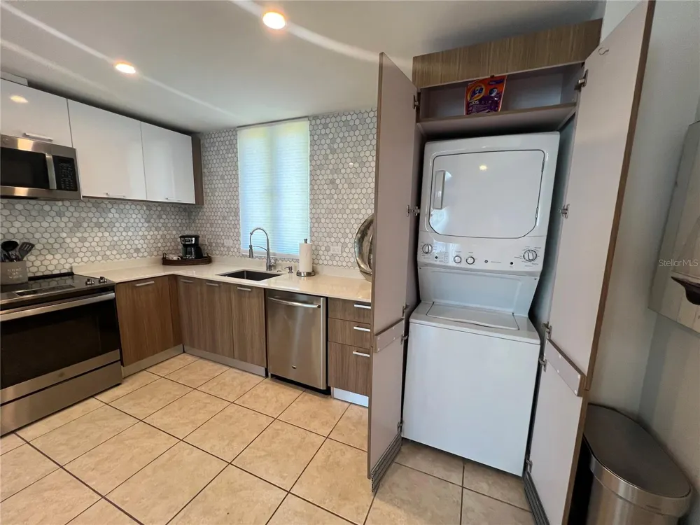 200 OCEAN DRIVE #245 Humacao, PR 00791