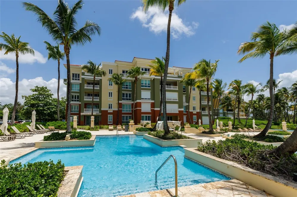 200 OCEAN DRIVE #245 Humacao, PR 00791