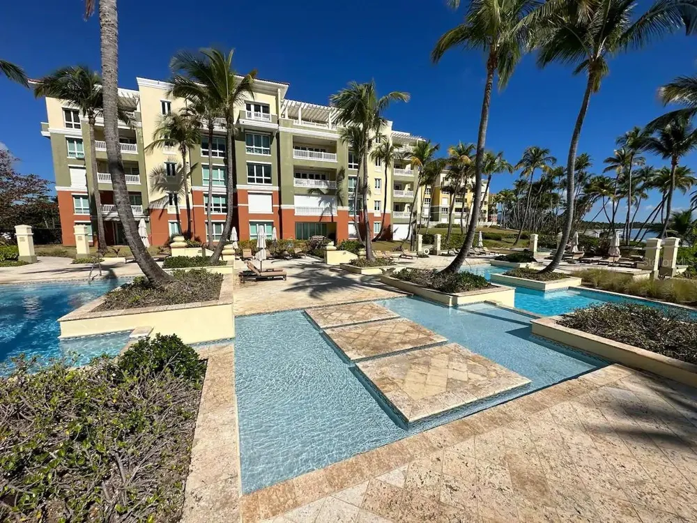 200 OCEAN DRIVE #245 Humacao, PR 00791