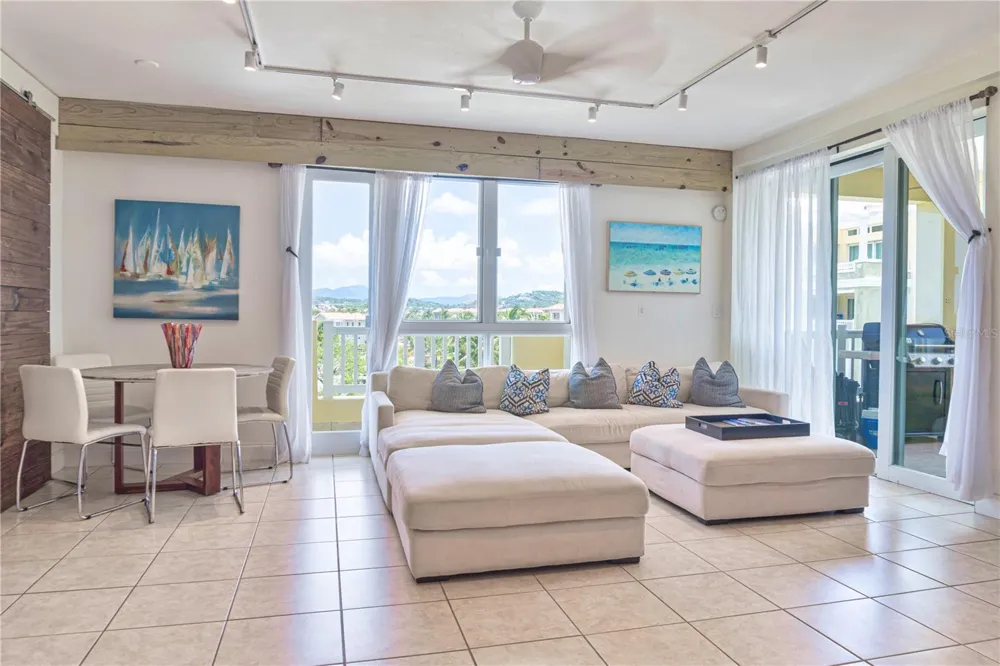200 OCEAN DRIVE #245 Humacao, PR 00791