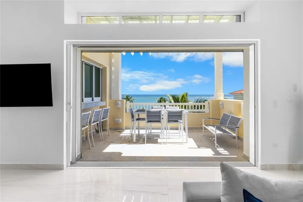 400 OCEAN DRIVE #453 Humacao, PR 00791