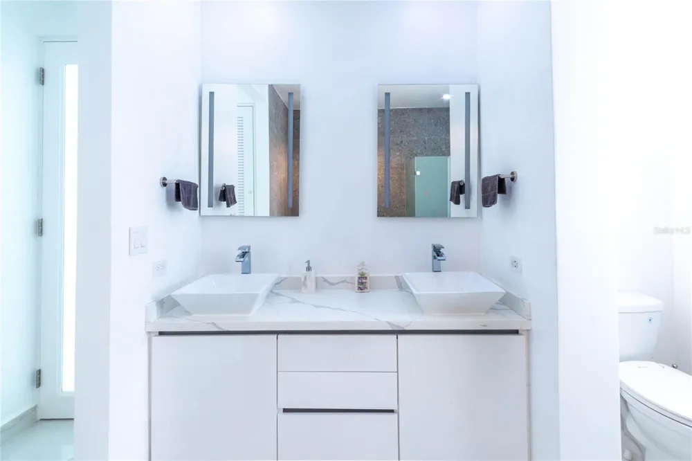400 OCEAN DRIVE #453 Humacao, PR 00791