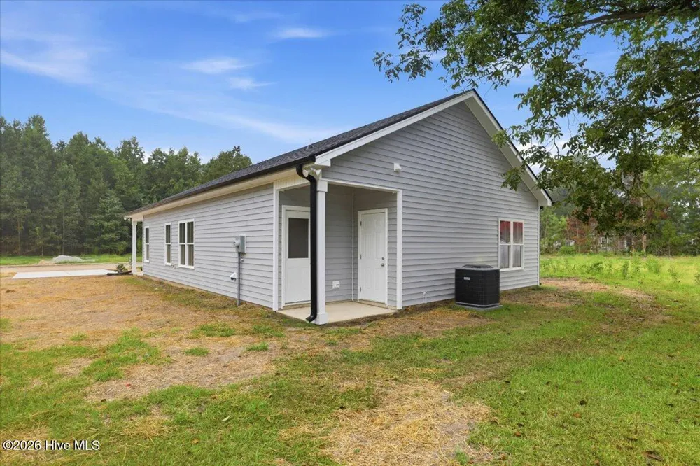 4274 Ellis Avenue Farmville, NC 27828