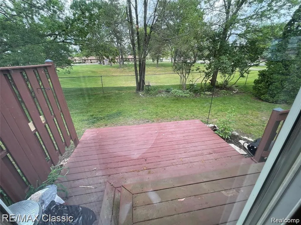 2191 MILFORD ROAD Highland Charter Township, MI 48357