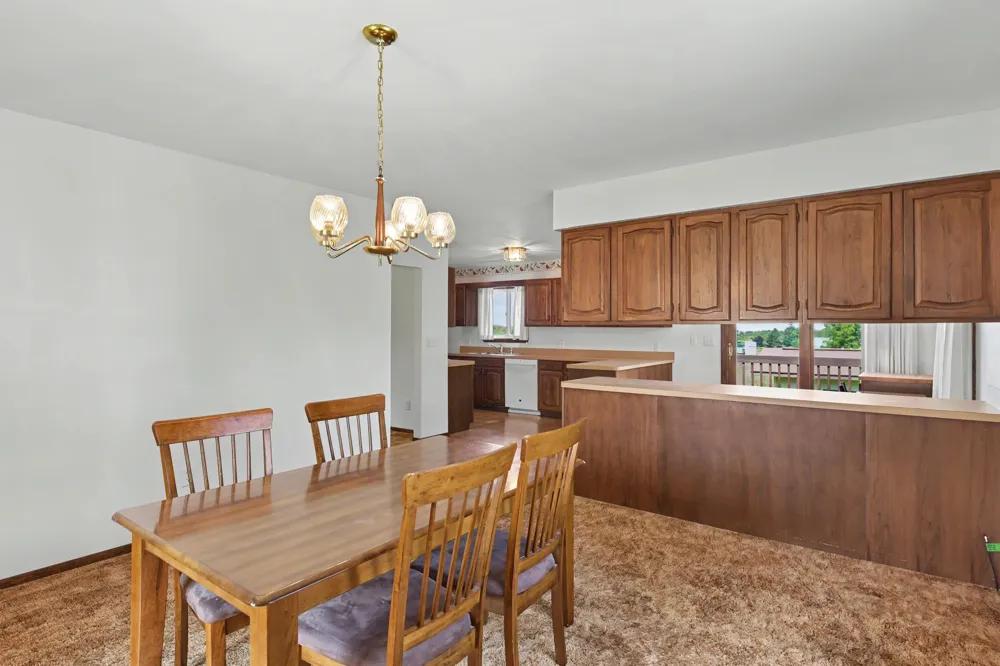 11869 Center Road Peninsula Township, MI 49686
