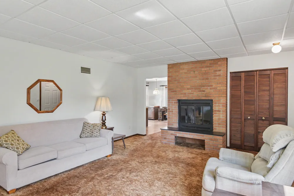 11869 Center Road Peninsula Township, MI 49686