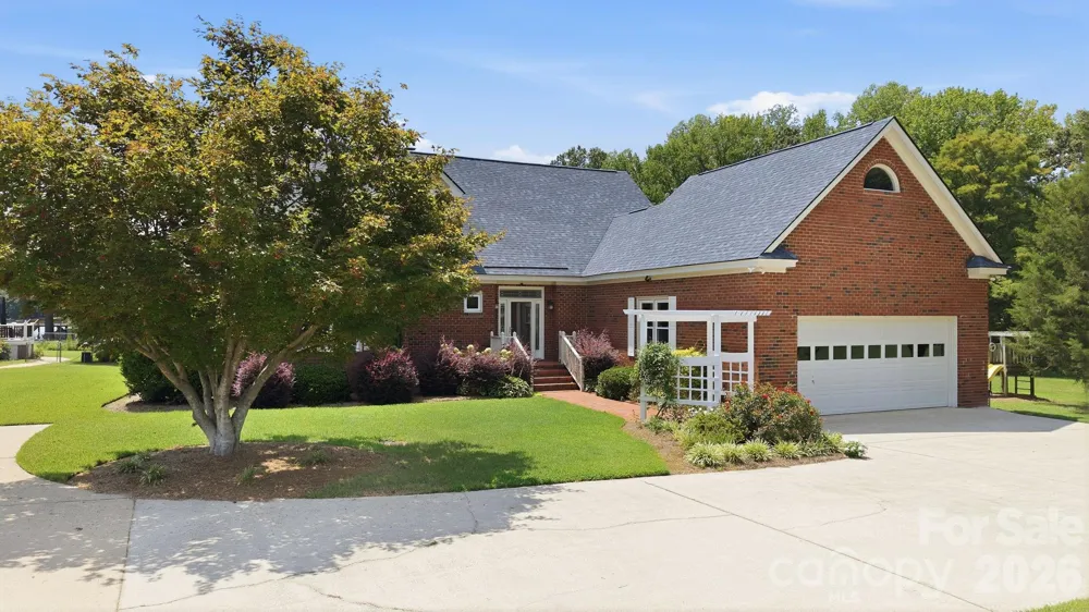 6303 Pointe Lane #25 Rocky Mount, NC 27803