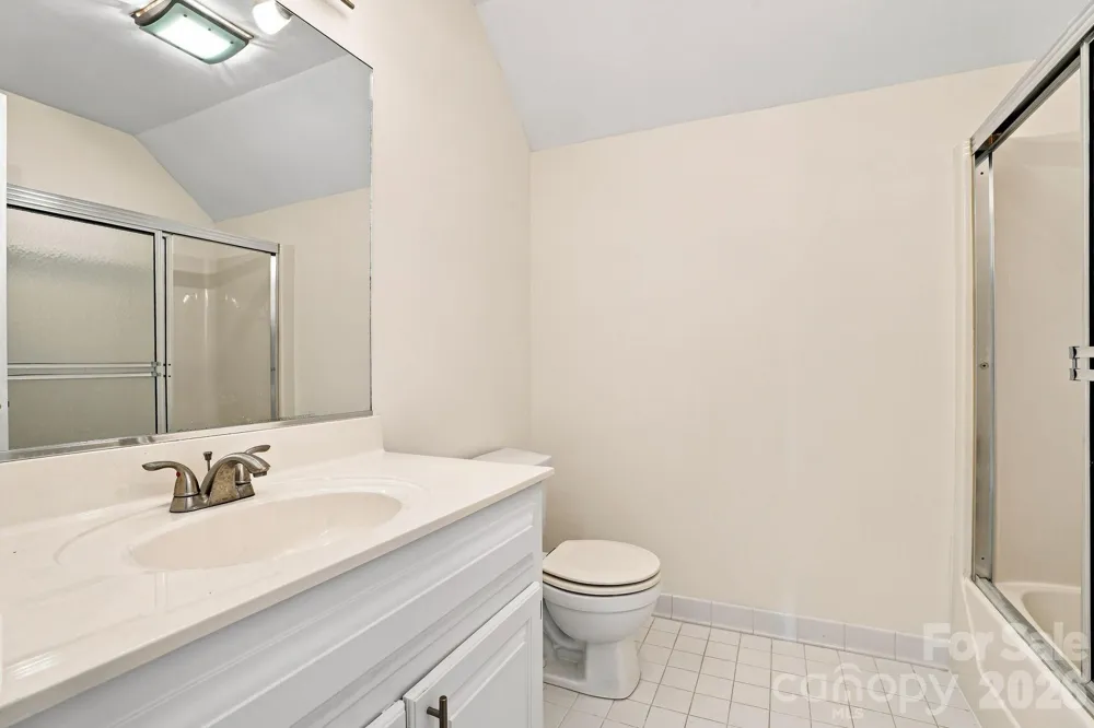 6303 Pointe Lane #25 Rocky Mount, NC 27803