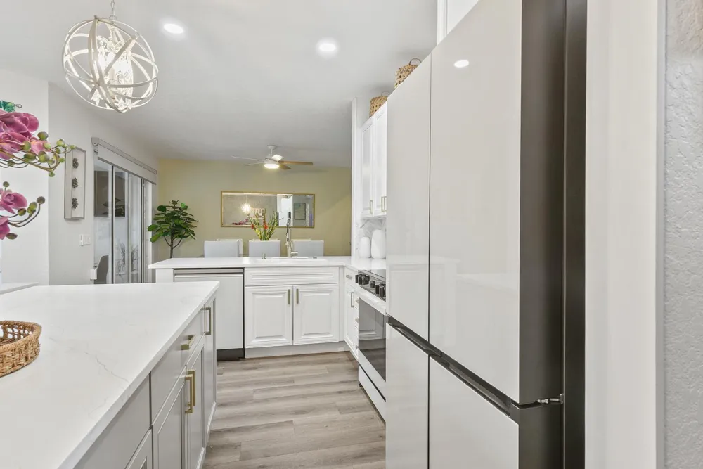 10848 Tamoron Lane Boca Raton, FL 33498