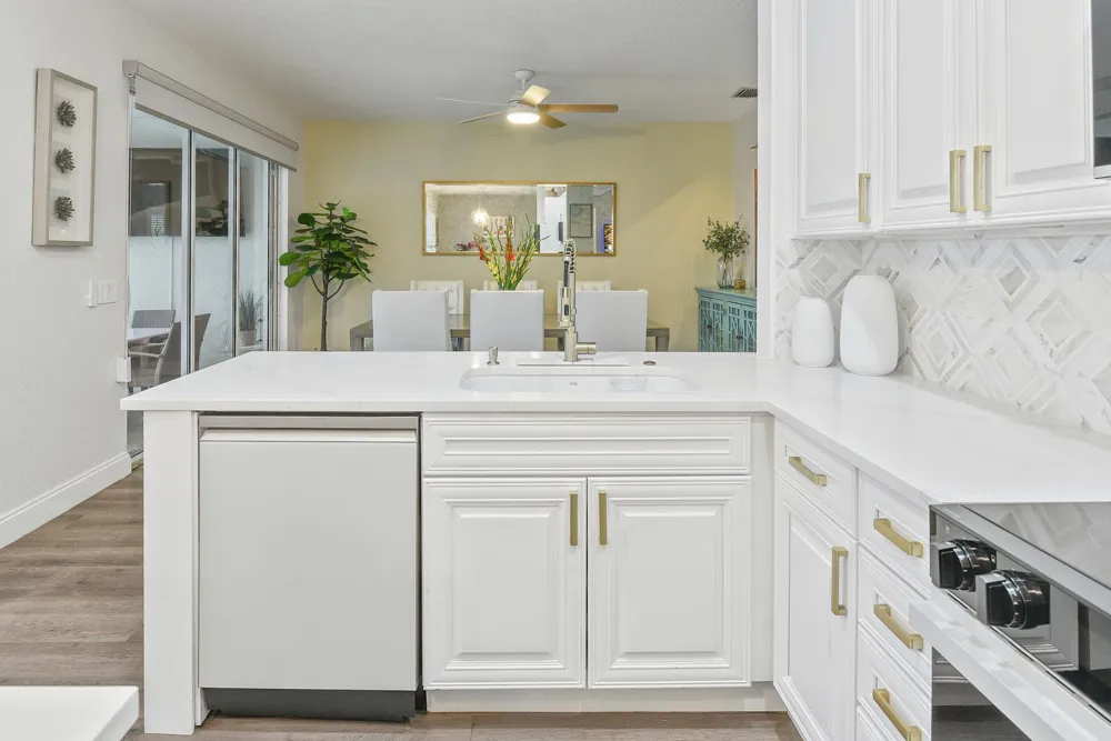 10848 Tamoron Lane Boca Raton, FL 33498
