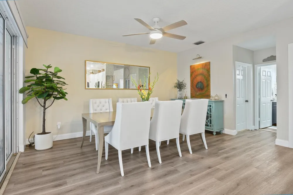 10848 Tamoron Lane Boca Raton, FL 33498