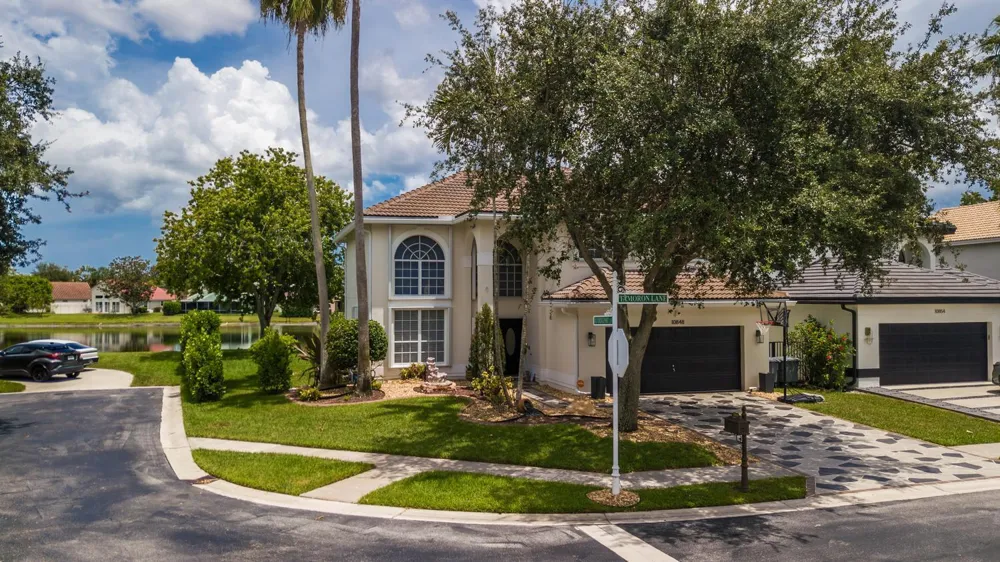 10848 Tamoron Lane Boca Raton, FL 33498