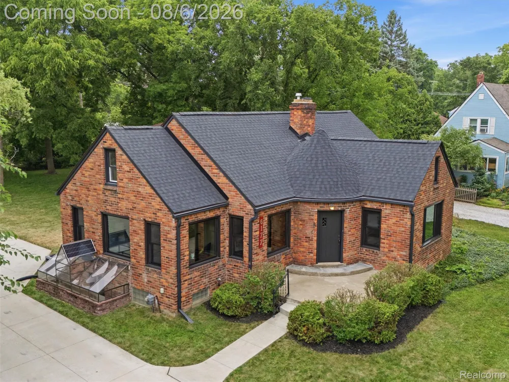 6177 Livernois Road Troy City, MI 48098