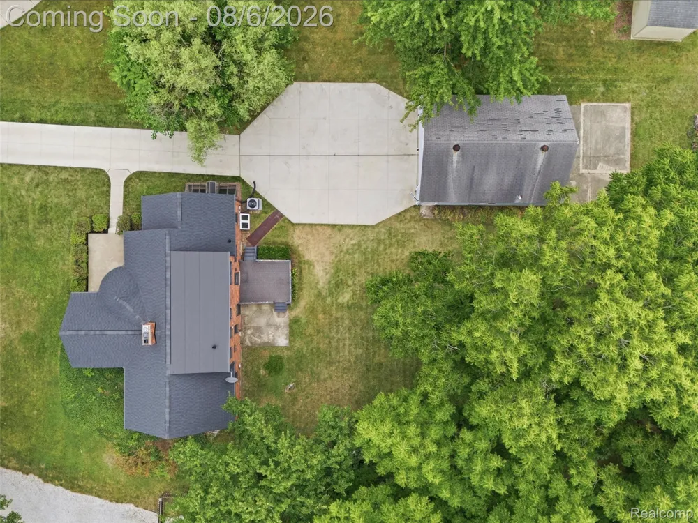 6177 Livernois Road Troy City, MI 48098