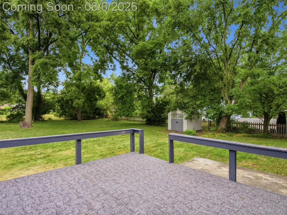 6177 Livernois Road Troy City, MI 48098