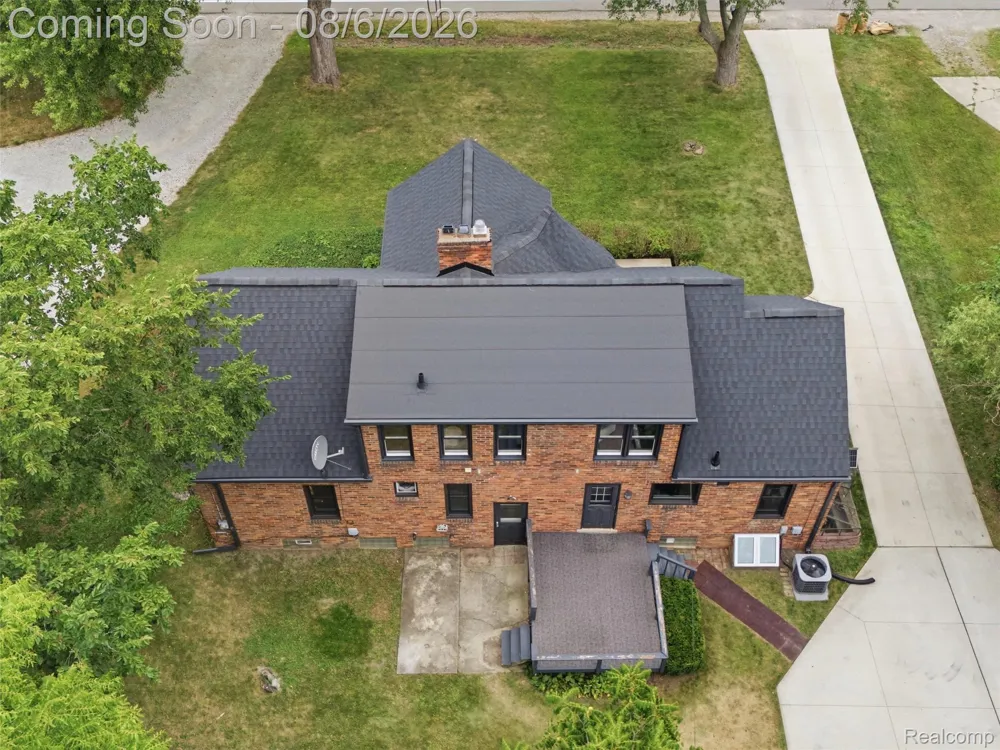 6177 Livernois Road Troy City, MI 48098