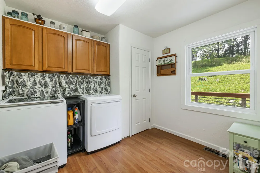 129 Finney Lane Mars Hill, NC 28754