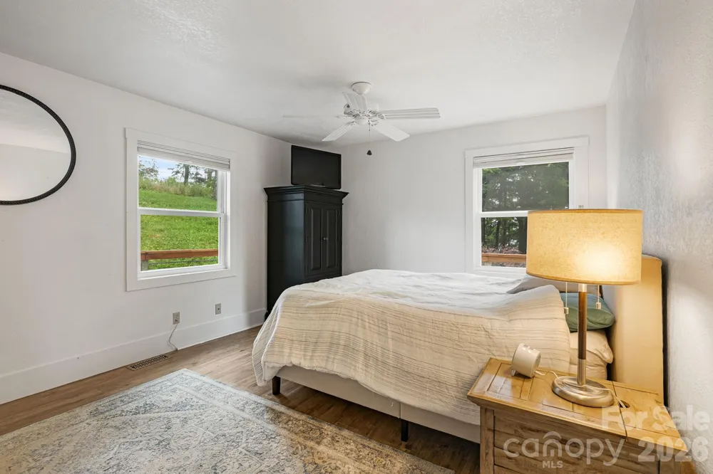 129 Finney Lane Mars Hill, NC 28754