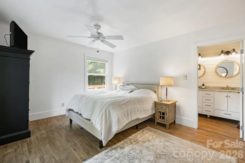 129 Finney Lane Mars Hill, NC 28754