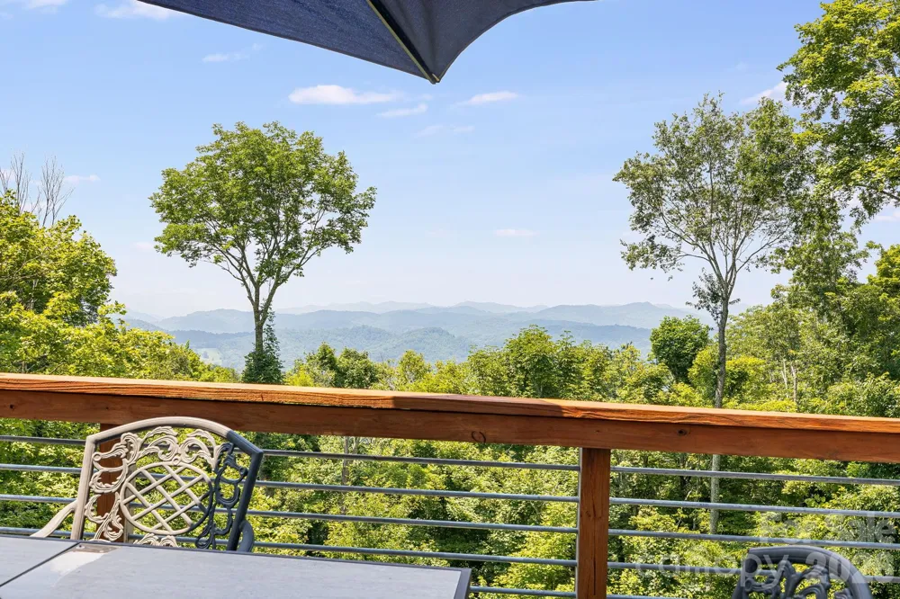 129 Finney Lane Mars Hill, NC 28754