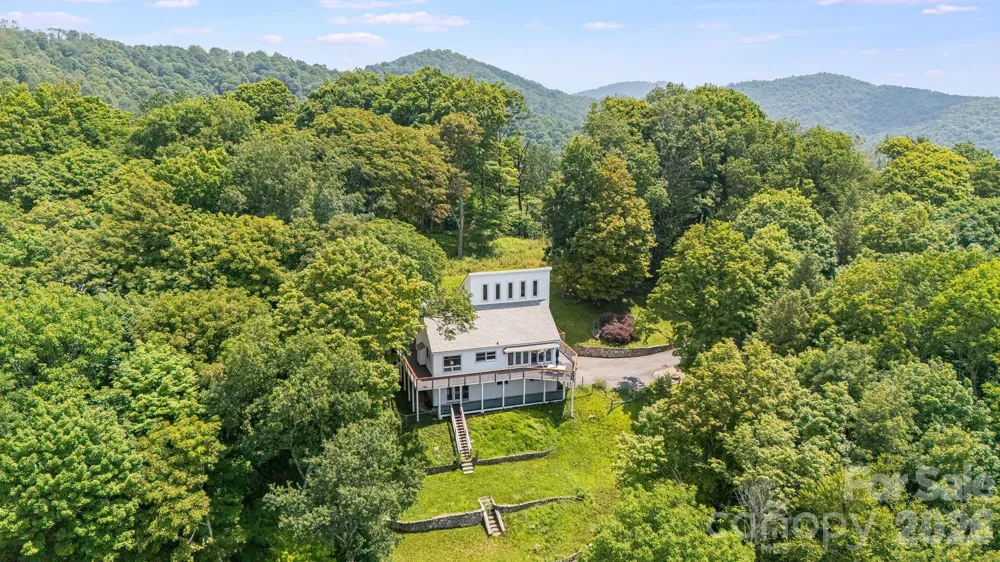 129 Finney Lane Mars Hill, NC 28754