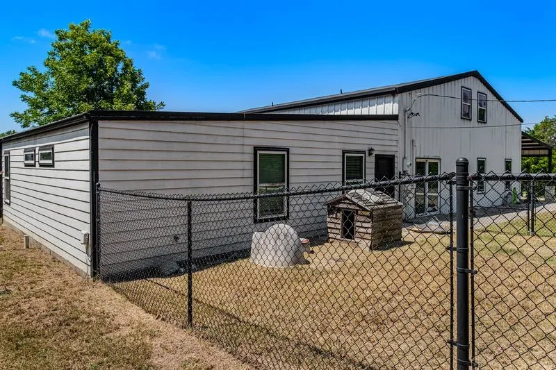 103 Fm 1571 Lone Oak, TX 75453