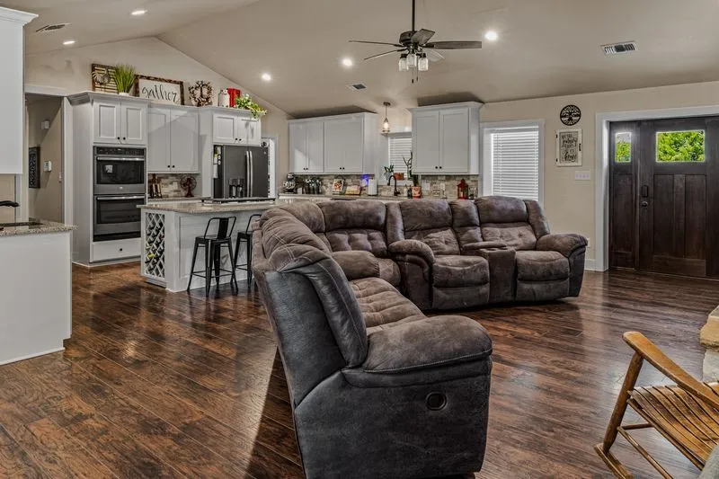 103 Fm 1571 Lone Oak, TX 75453