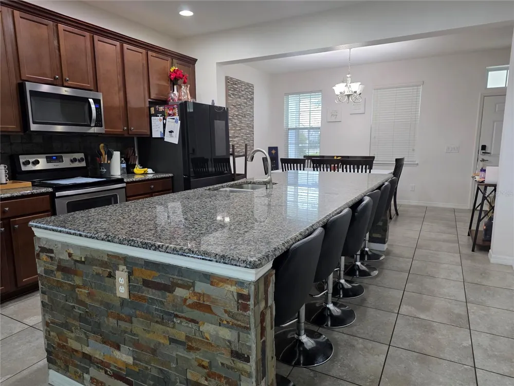 12749 GARRIDAN AVENUE Windermere, FL 34786