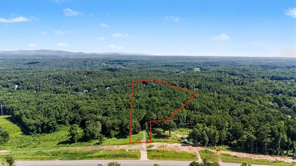 10589 Cumming Highway Canton, GA 30115