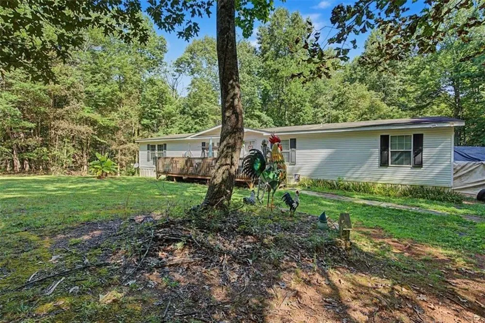 10589 Cumming Highway Canton, GA 30115