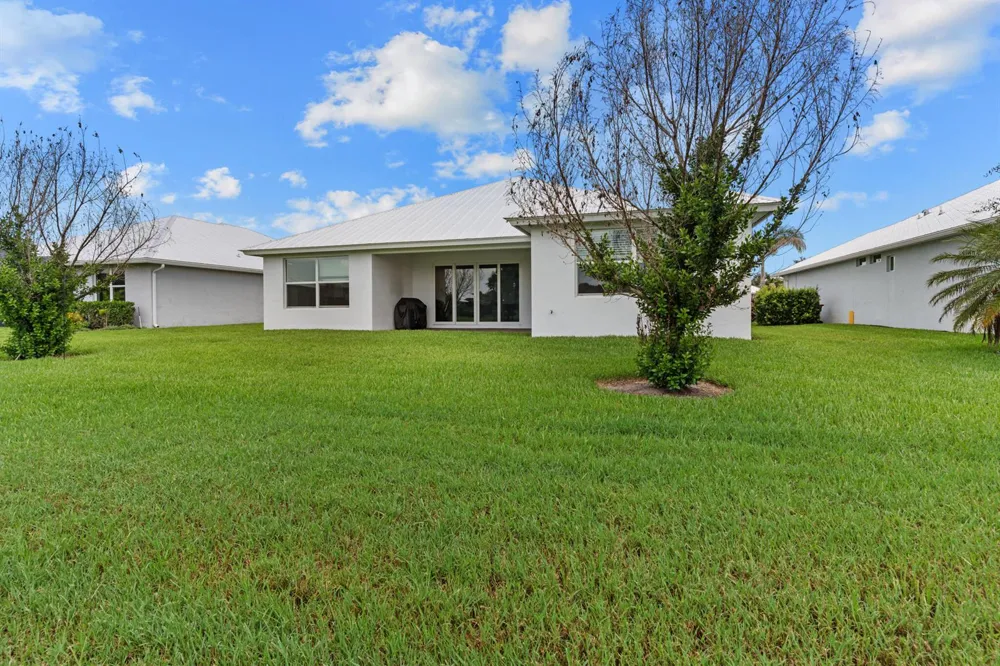 5595 Arabella Lane Vero Beach, FL 32967