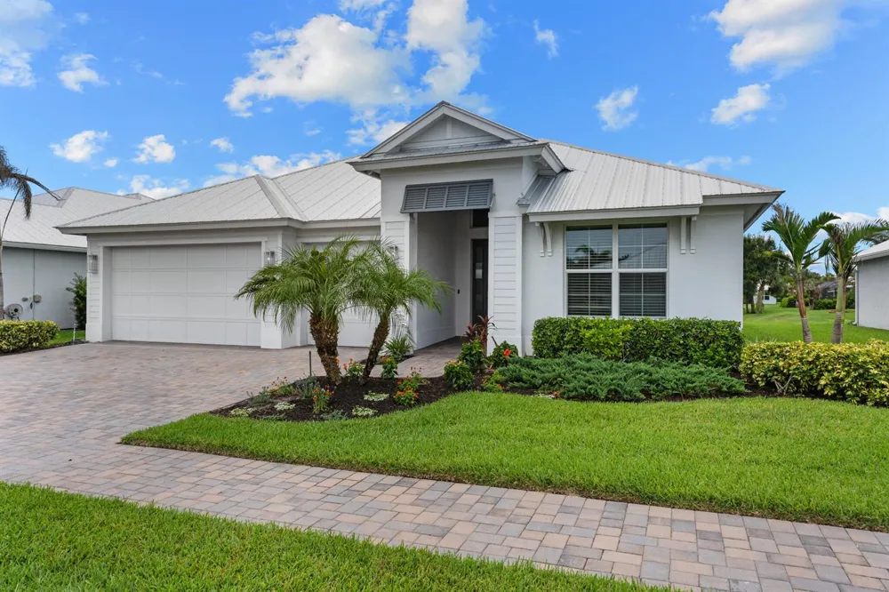 5595 Arabella Lane Vero Beach, FL 32967