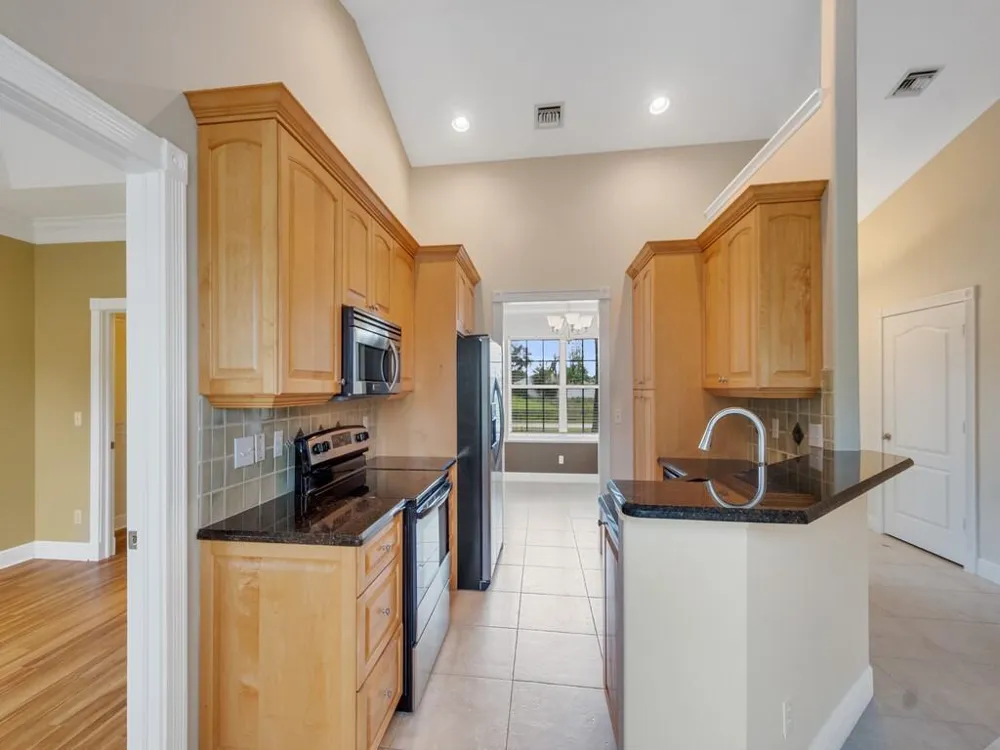 8978 100TH COURT Vero Beach, FL 32967