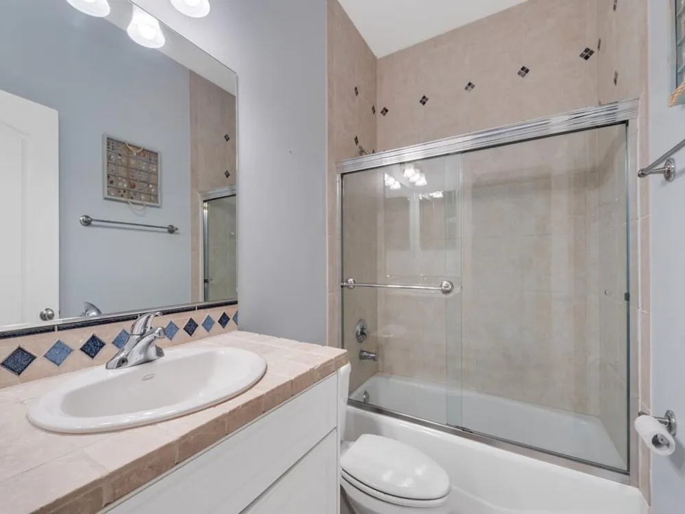 8978 100TH COURT Vero Beach, FL 32967