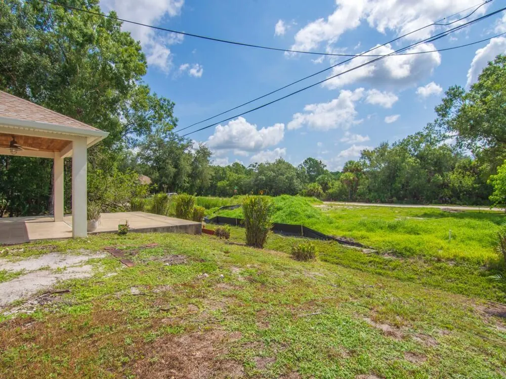 8978 100TH COURT Vero Beach, FL 32967