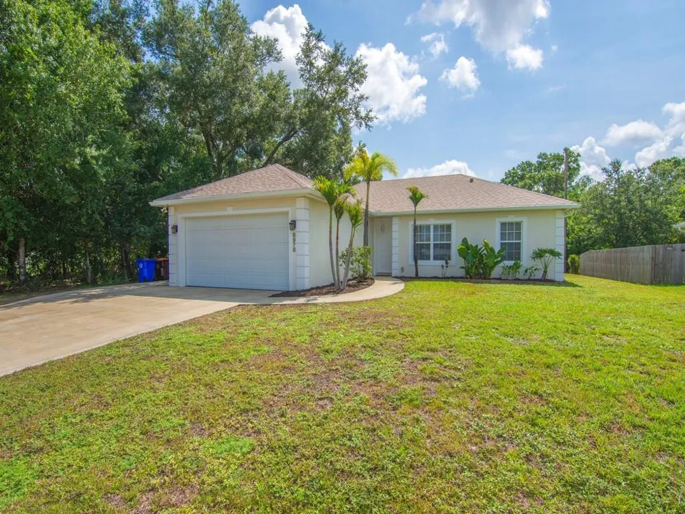 8978 100TH COURT Vero Beach, FL 32967