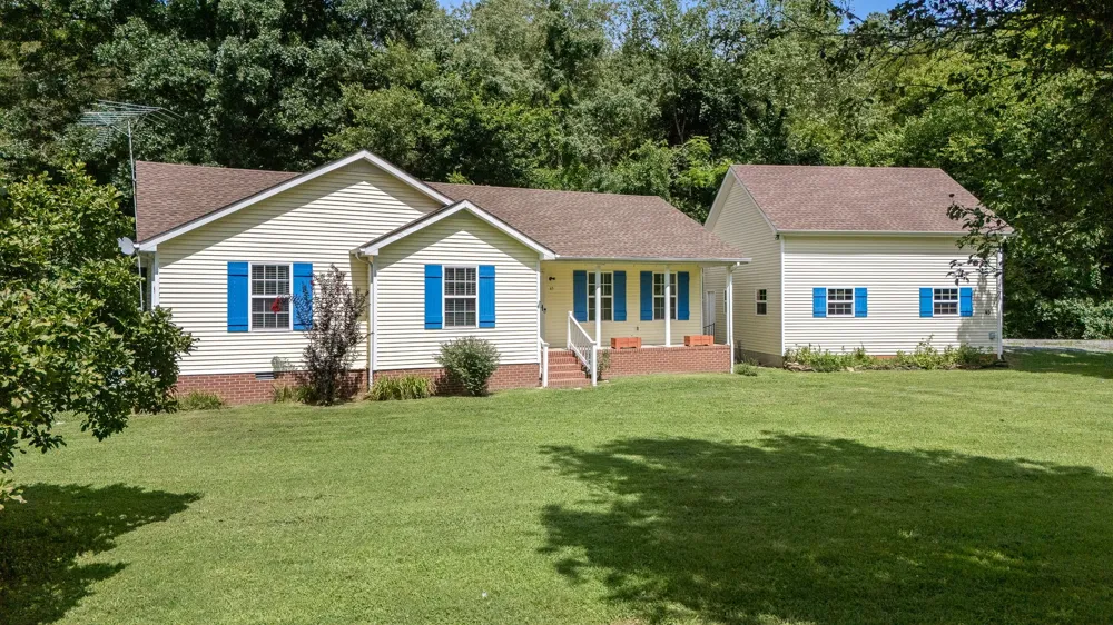 45 McAllister Ln Woodbury, TN 37190