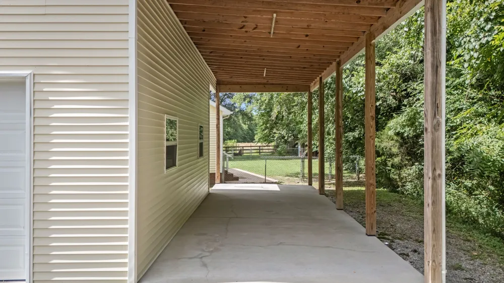 45 McAllister Ln Woodbury, TN 37190