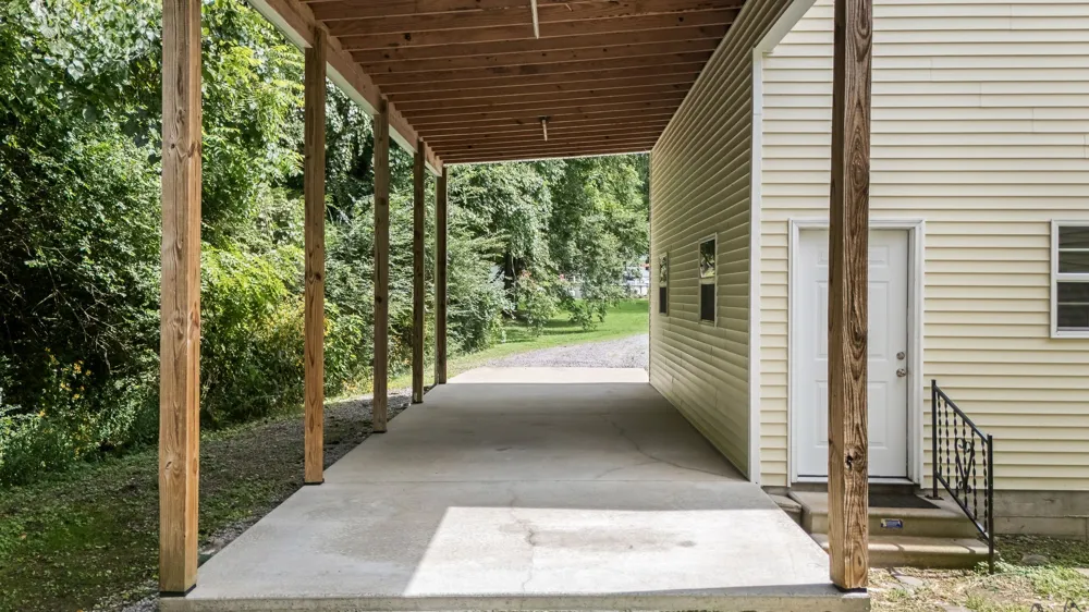 45 McAllister Ln Woodbury, TN 37190