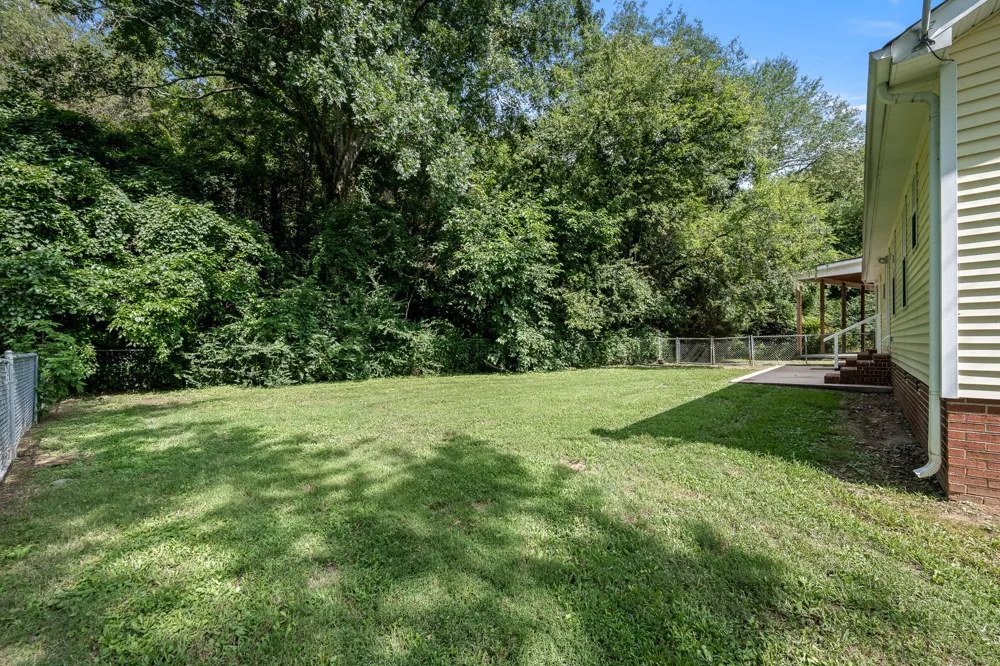 45 McAllister Ln Woodbury, TN 37190