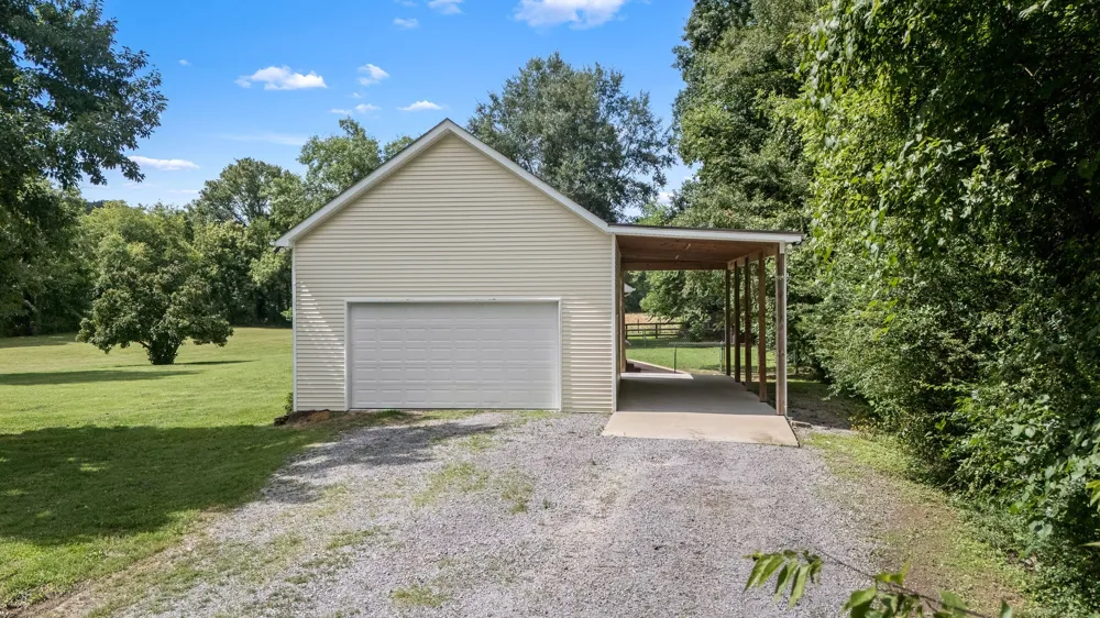 45 McAllister Ln Woodbury, TN 37190