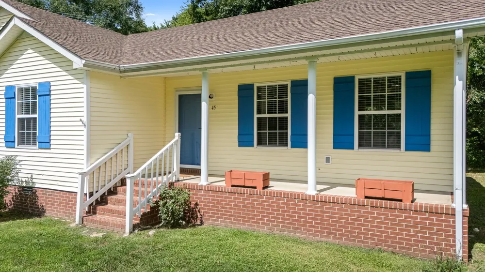 45 McAllister Ln Woodbury, TN 37190