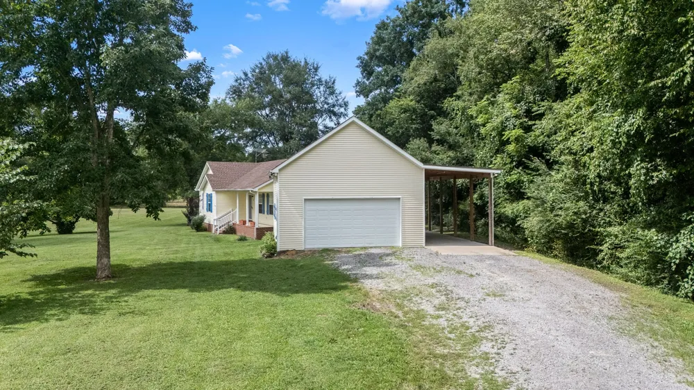45 McAllister Ln Woodbury, TN 37190