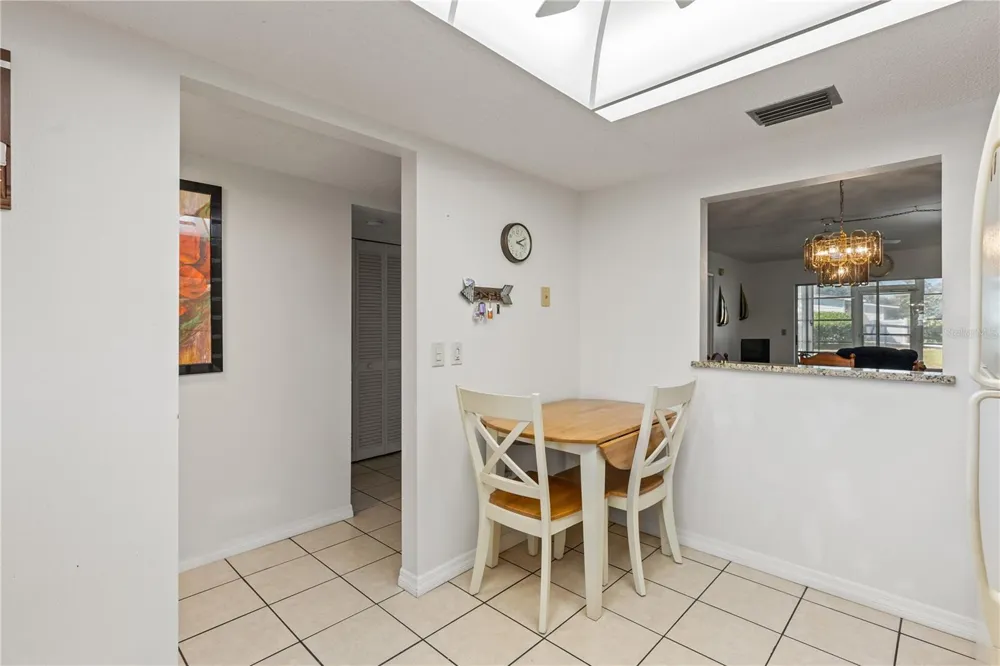 942 CAPRI ISLES BOULEVARD #105 Venice, FL 34292