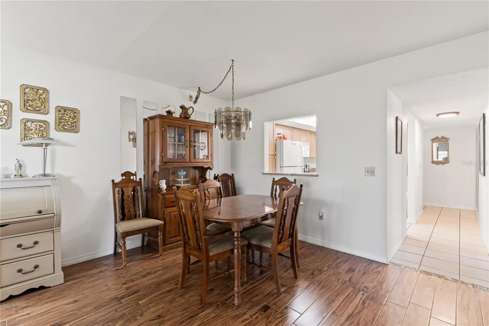 942 CAPRI ISLES BOULEVARD #105 Venice, FL 34292