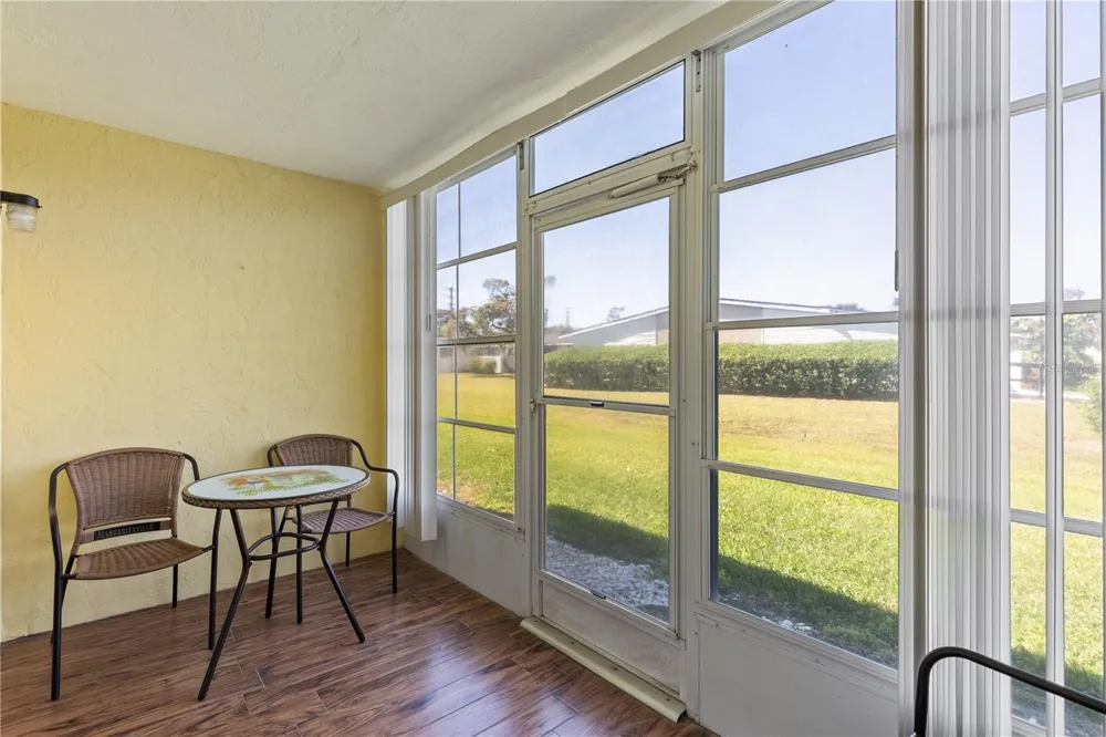 942 CAPRI ISLES BOULEVARD #105 Venice, FL 34292