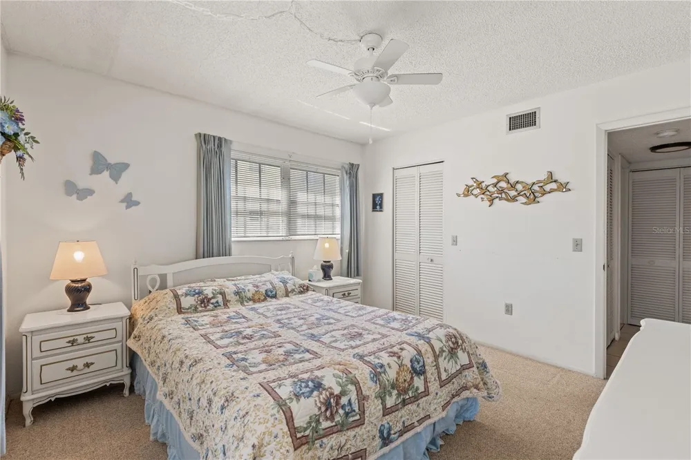 942 CAPRI ISLES BOULEVARD #105 Venice, FL 34292