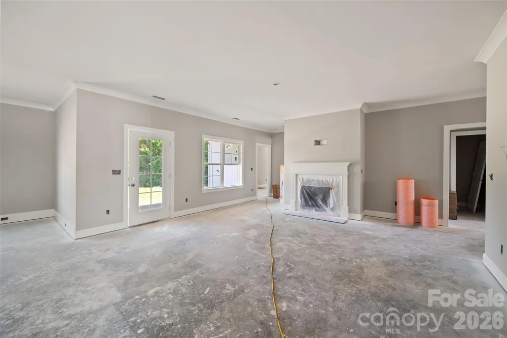 165 Canton Drive Lexington, NC 27295