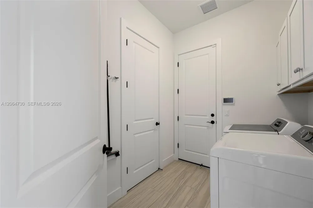 5337 Santa Rosa Ln Westlake, FL 33470