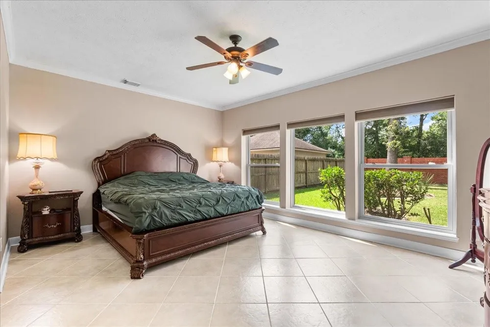 4318 Island Hills Drive Pasadena, TX 77059